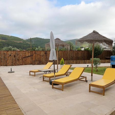 Villa Renovated Wine Press House - With Pool Porto de Mós Esterno foto