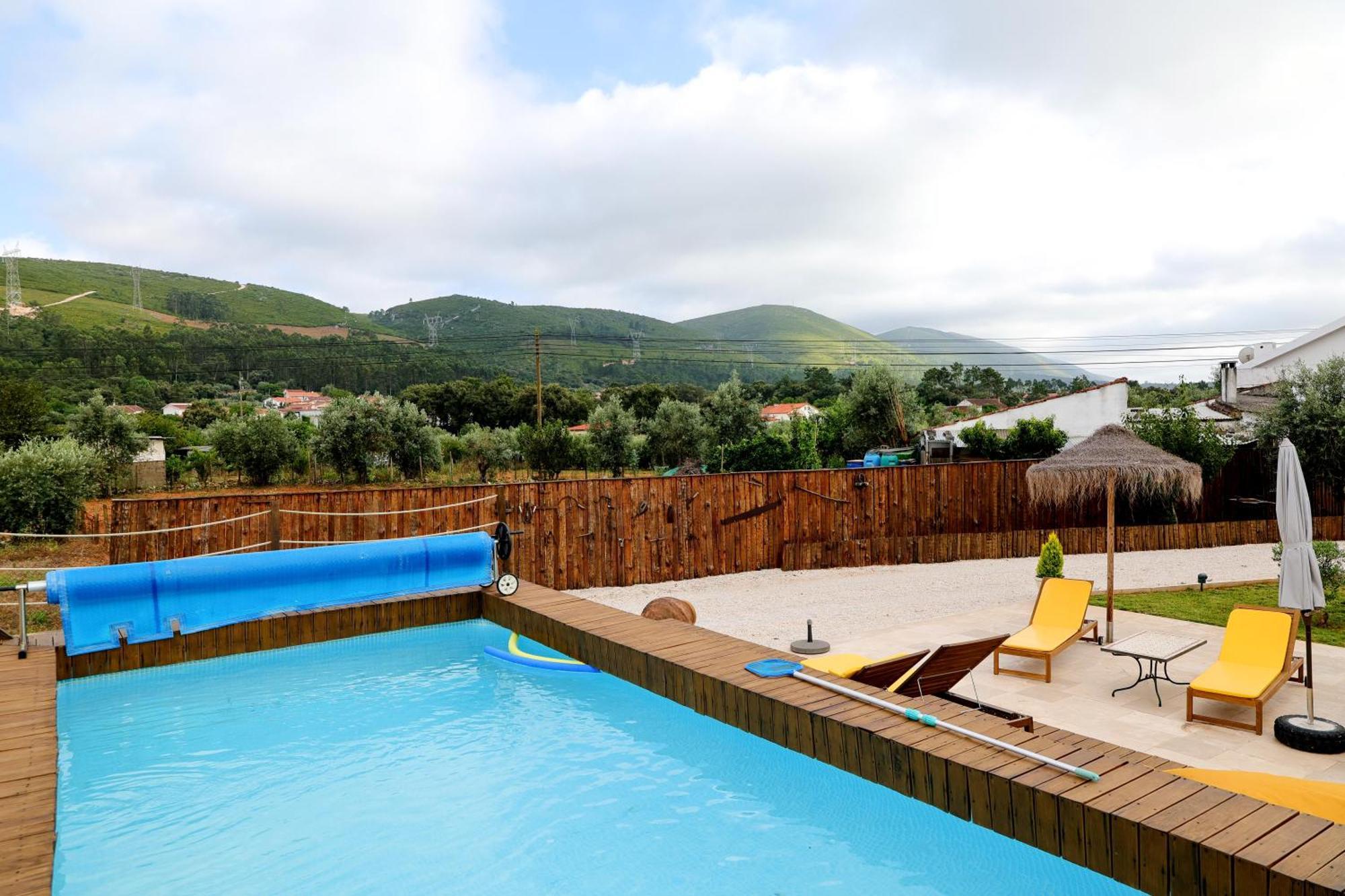 Villa Renovated Wine Press House - With Pool Porto de Mós Esterno foto