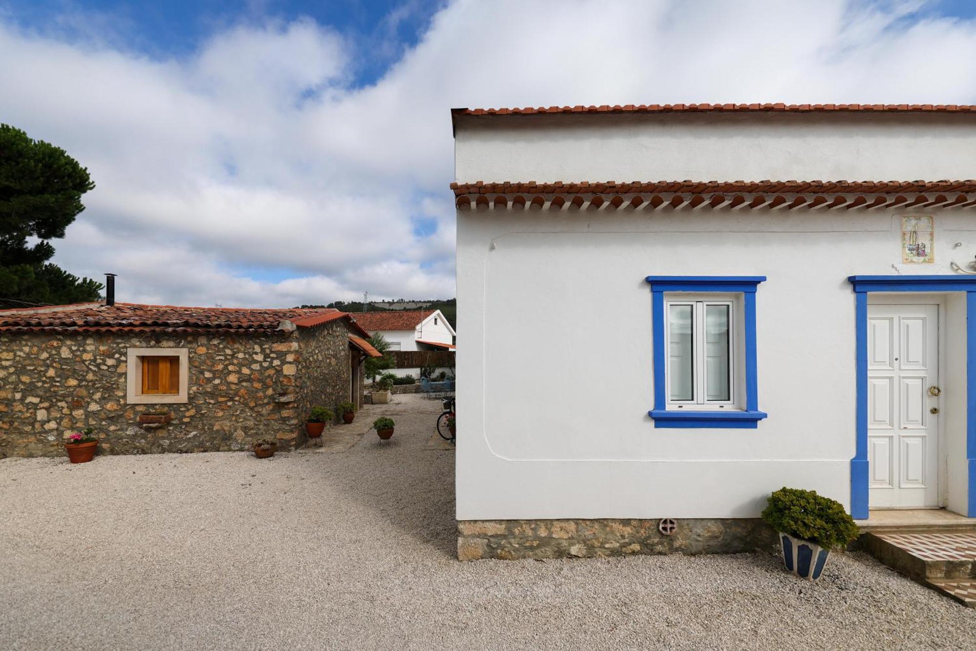 Villa Renovated Wine Press House - With Pool Porto de Mós Camera foto
