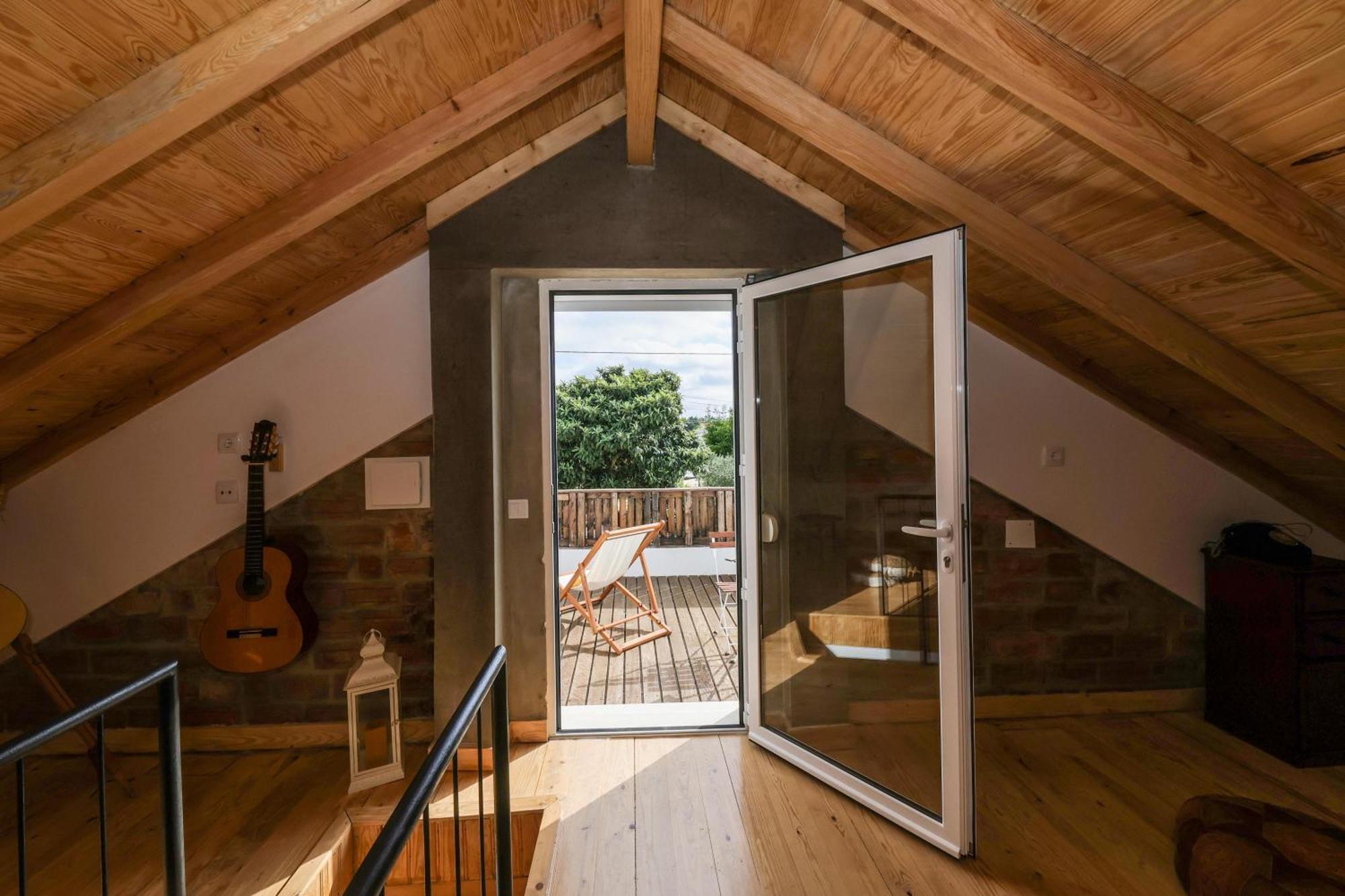 Villa Renovated Wine Press House - With Pool Porto de Mós Esterno foto